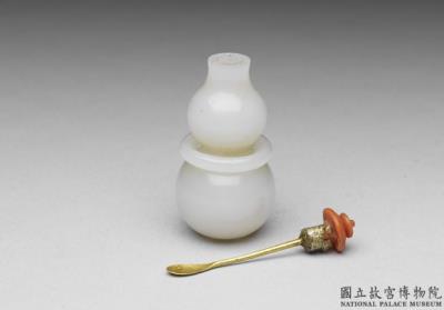 图片[2]-Jade gourd-shaped snuff bottle with a attached ring, Qing dynasty, Qianlong reign (1736-1795)-China Archive